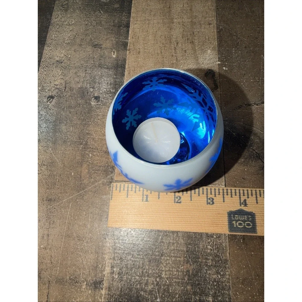 PartyLite P8676U Snowflake Tealight Votive Candle Holder Frosted Blue White - Picture 10 of 13